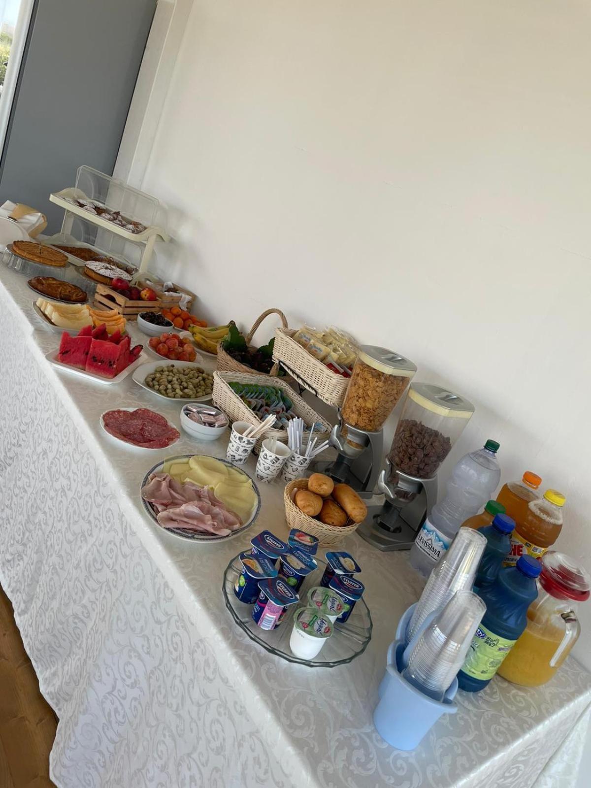 Bed & Breakfast Villa Michela Alezio Bagian luar foto